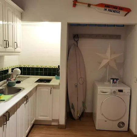 Precioso Apartamento Cerca De La Playa アパート カレタ・デ・ファマラ